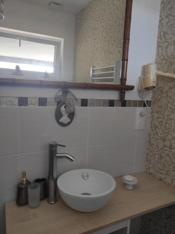 Ferienwohnung La Petite Goulette Commes Exterior foto